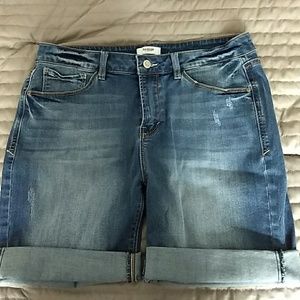 Kensie bermuda jean shorts.  Size 10. Nice!